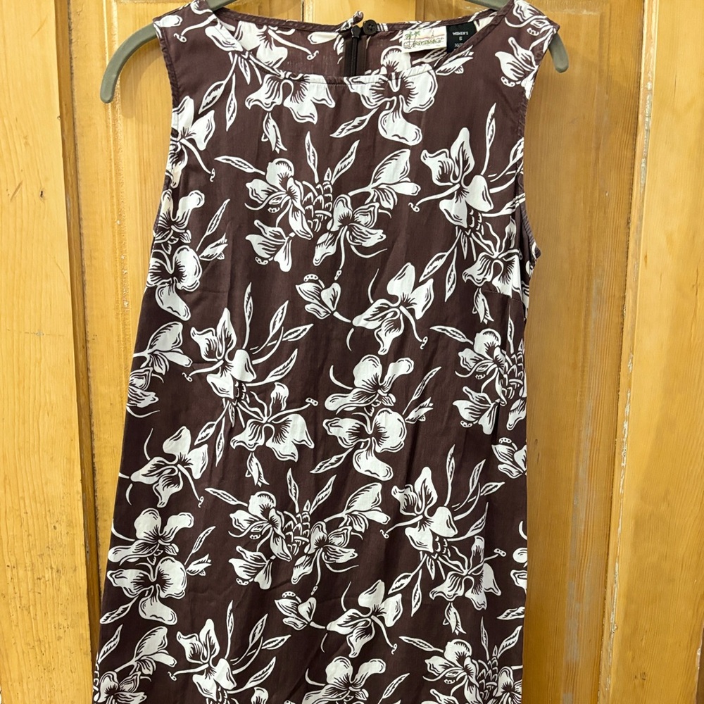 Patagonia vintage cotton s6 back zip dress.